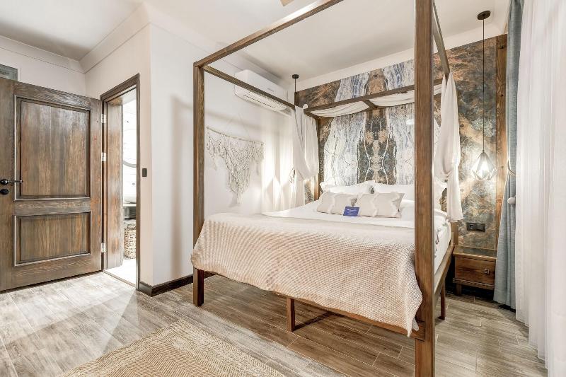 Parna Hotel image