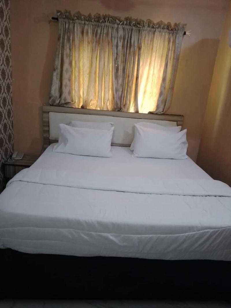 Nippon Diamond Suites image
