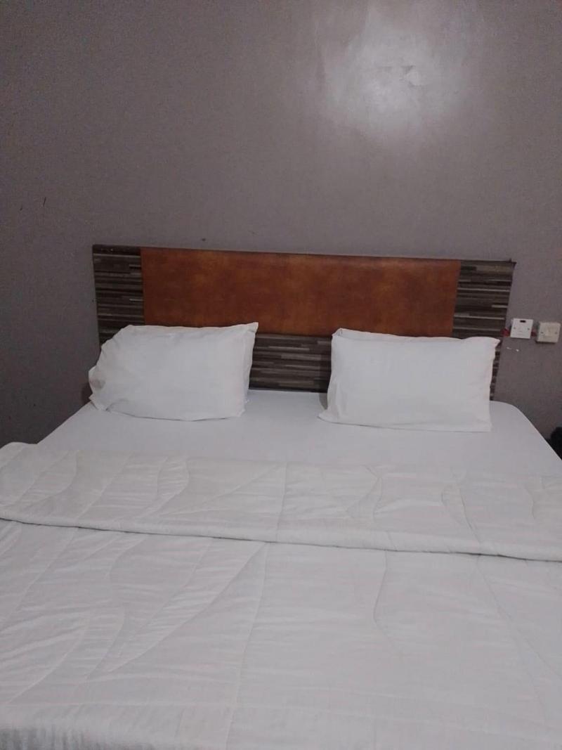 Nippon Diamond Suites image