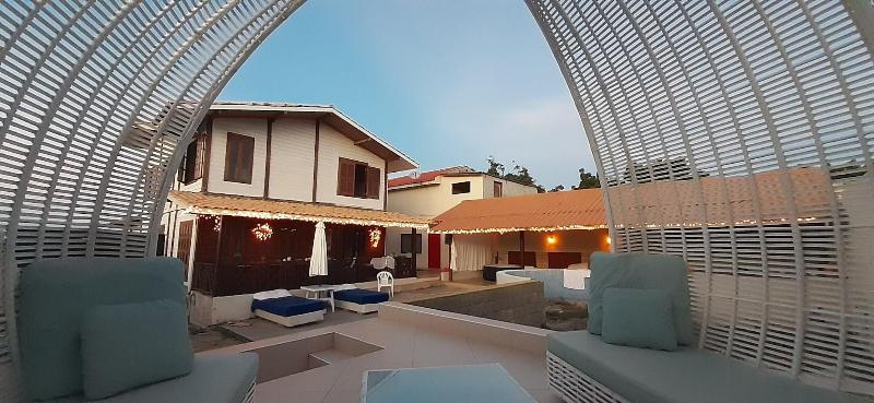 Island House Curacao image