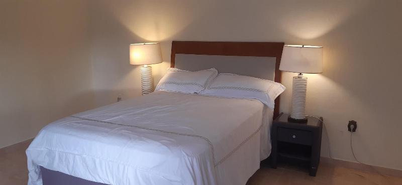 Island House Curacao image
