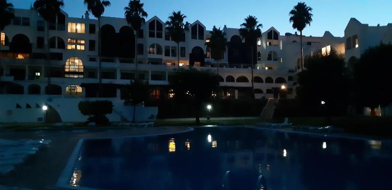 Jeannies Oura Estrela Apartamentos image