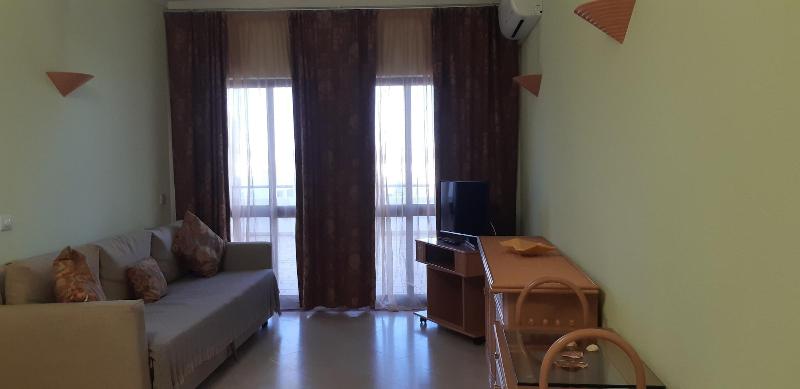 Jeannies Oura Estrela Apartamentos image