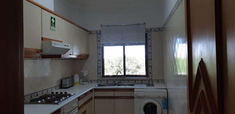 Jeannies Oura Estrela Apartamentos image
