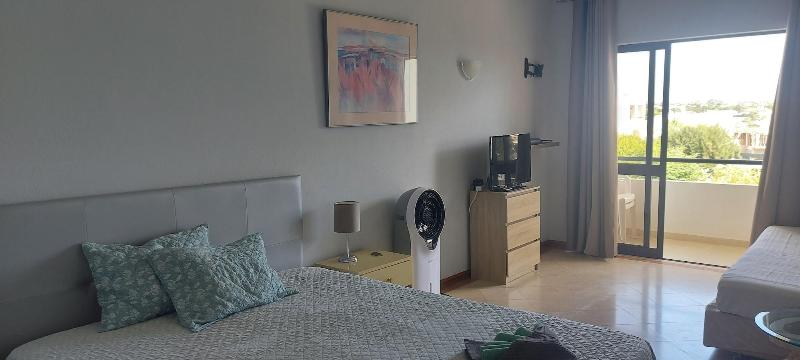 Jeannies Oura Estrela Apartamentos image