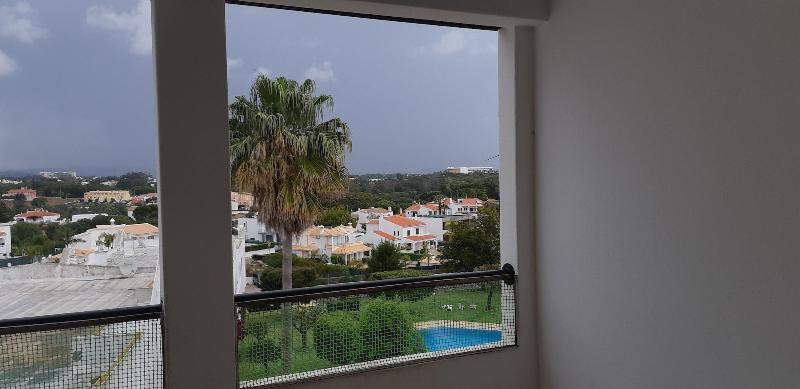 Jeannies Oura Estrela Apartamentos image