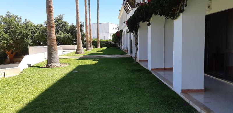 Jeannies Oura Estrela Apartamentos image