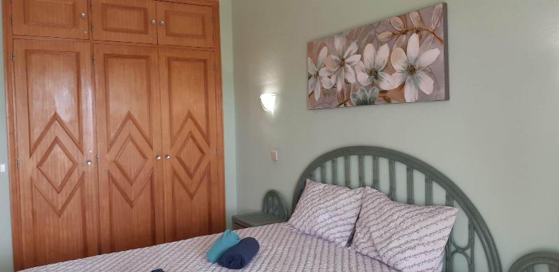 Jeannies Oura Estrela Apartamentos image