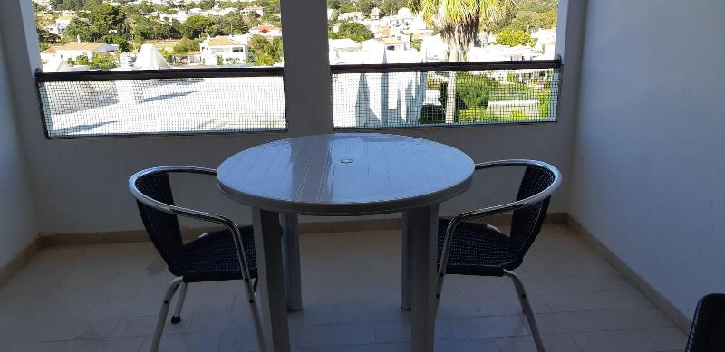 Jeannies Oura Estrela Apartamentos image