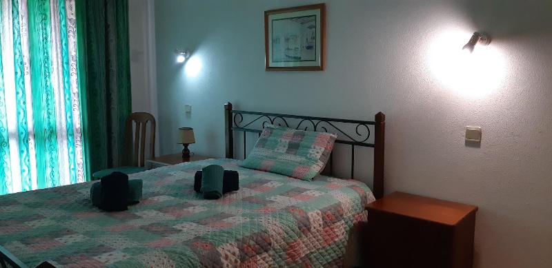 Jeannies Oura Estrela Apartamentos image