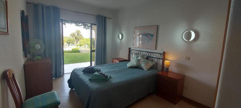 Jeannies Oura Estrela Apartamentos image