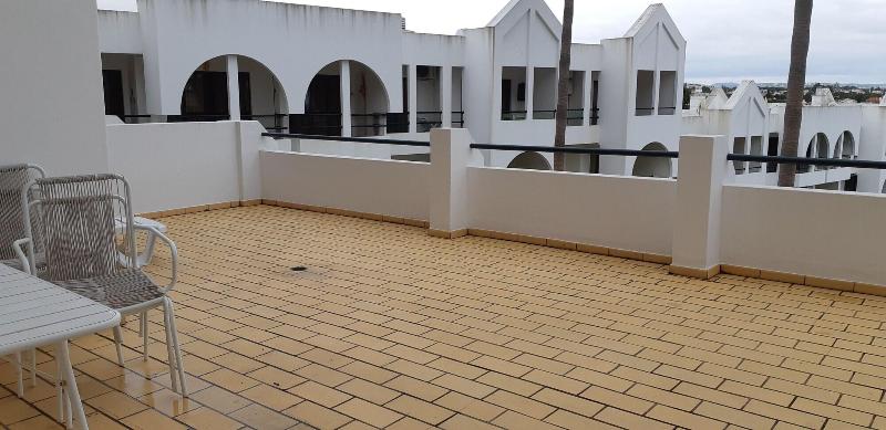 Jeannies Oura Estrela Apartamentos image