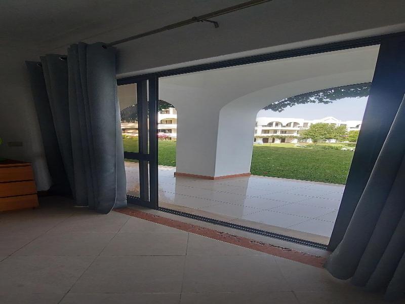 Jeannies Oura Estrela Apartamentos image