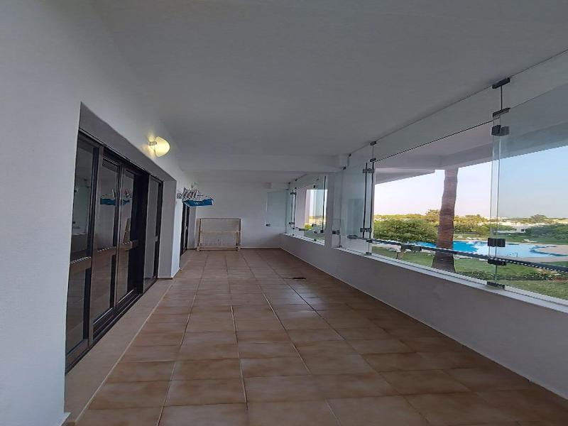 Jeannies Oura Estrela Apartamentos image
