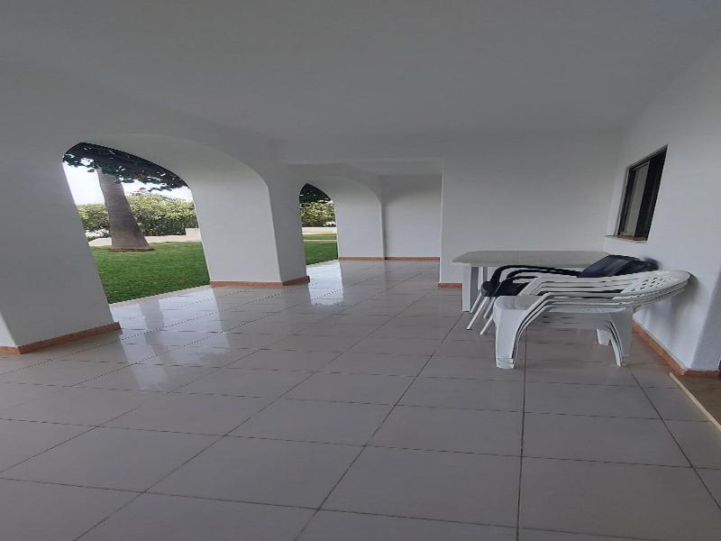 Jeannies Oura Estrela Apartamentos image