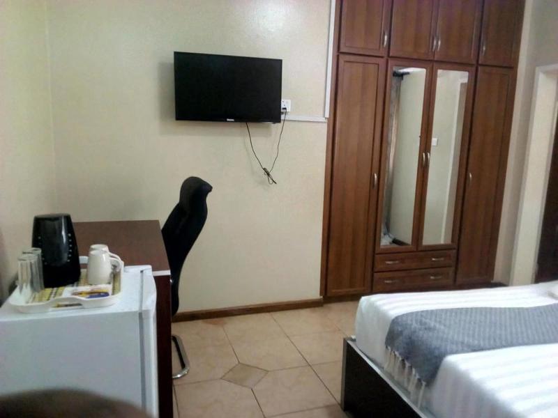 Zenith  Lodge image