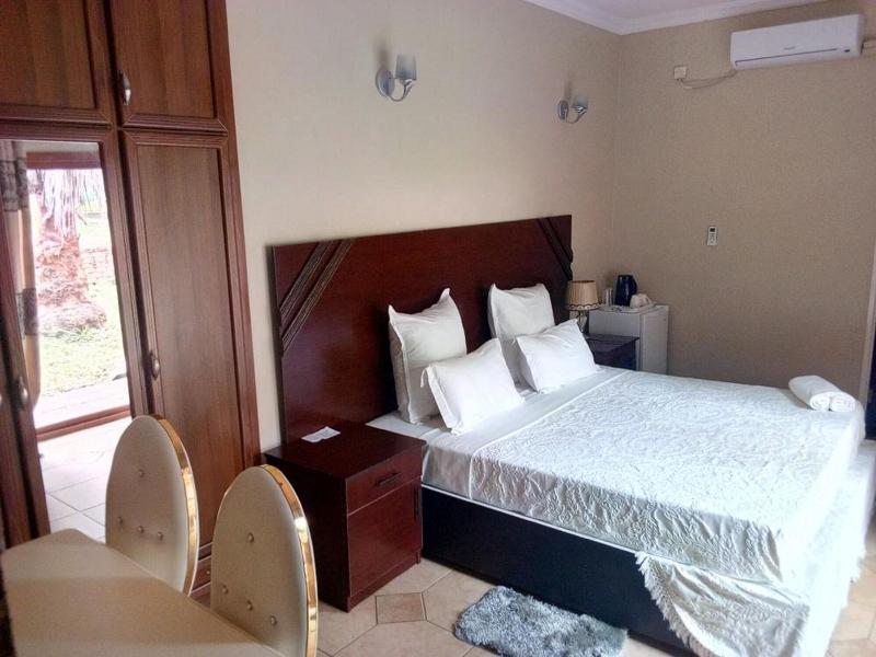 Zenith  Lodge image
