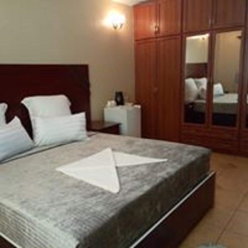 Zenith  Lodge image