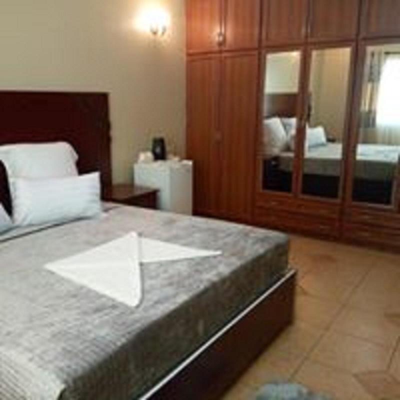 Zenith  Lodge image