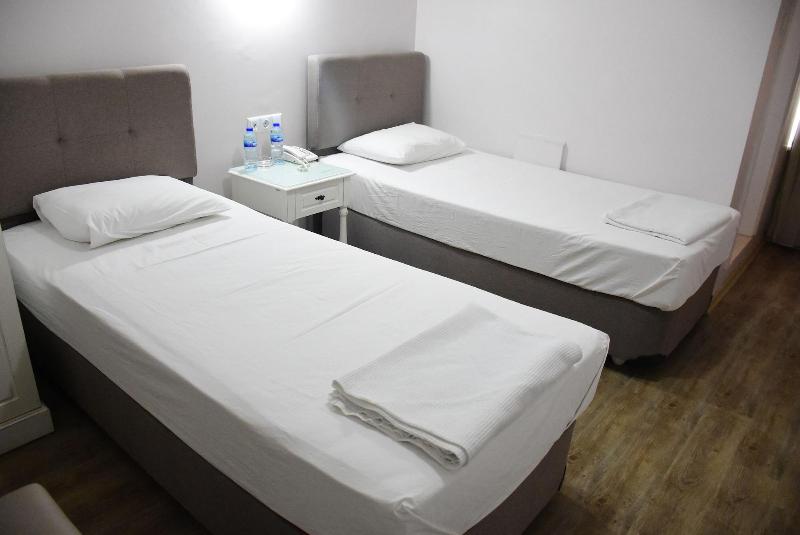 Burhaniye Merkez Otel image