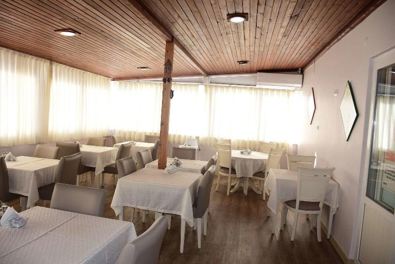 Burhaniye Merkez Otel image