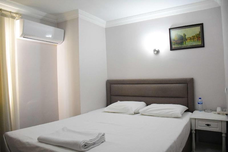 Burhaniye Merkez Otel image