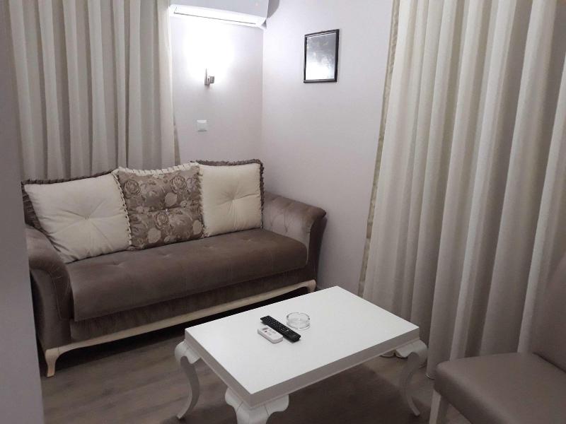 Burhaniye Merkez Otel image