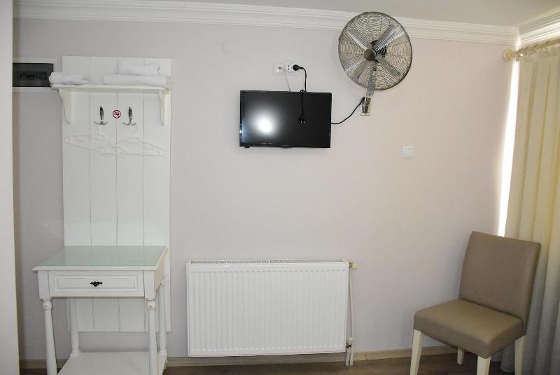 Burhaniye Merkez Otel image