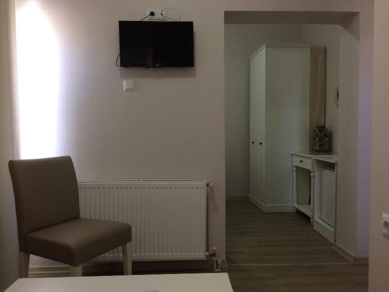 Burhaniye Merkez Otel image