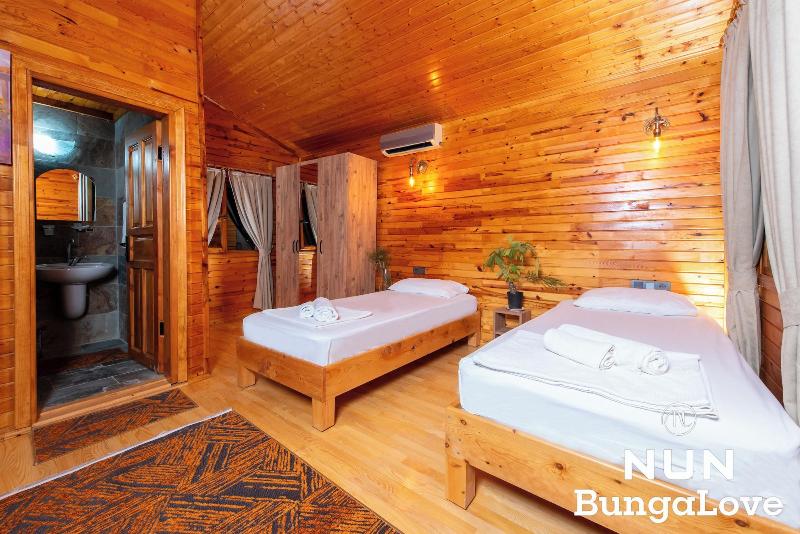 Bungalowsky — photo 101