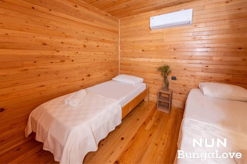 Bungalowsky — photo 96