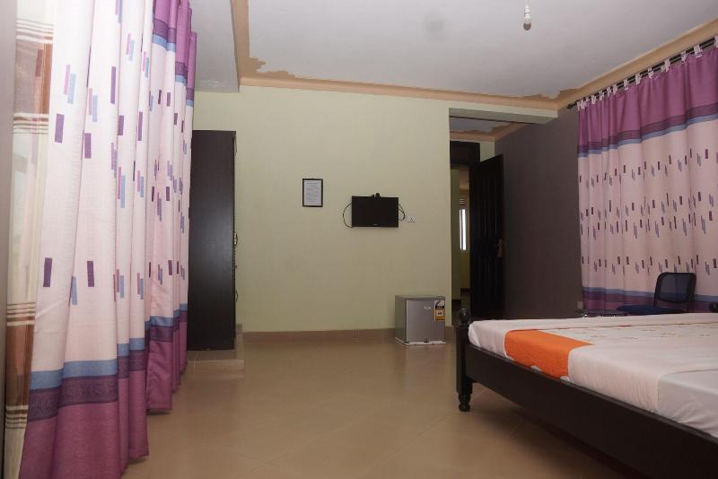 Oasis Top Hotel image
