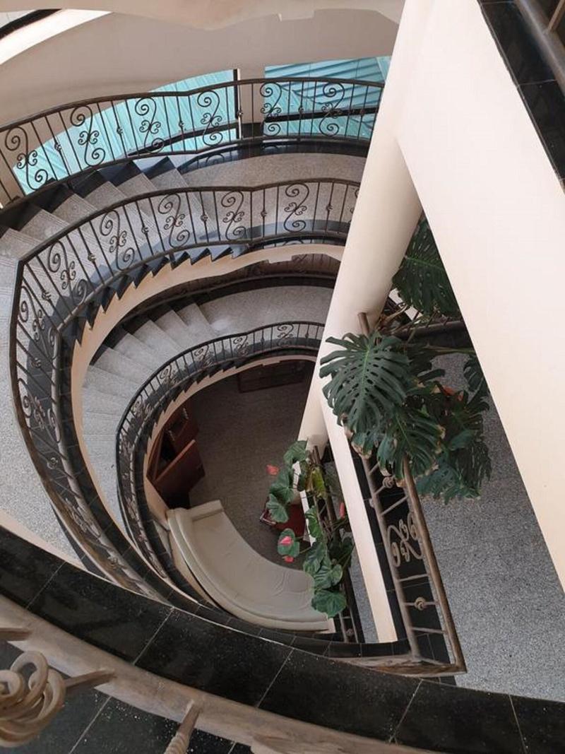 Maxoil Hotel image