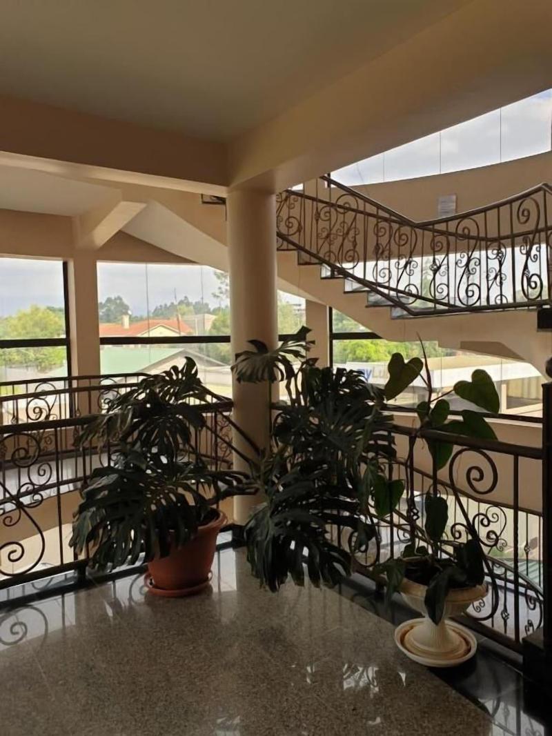 Maxoil Hotel image