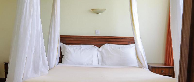 Maxoil Hotel image