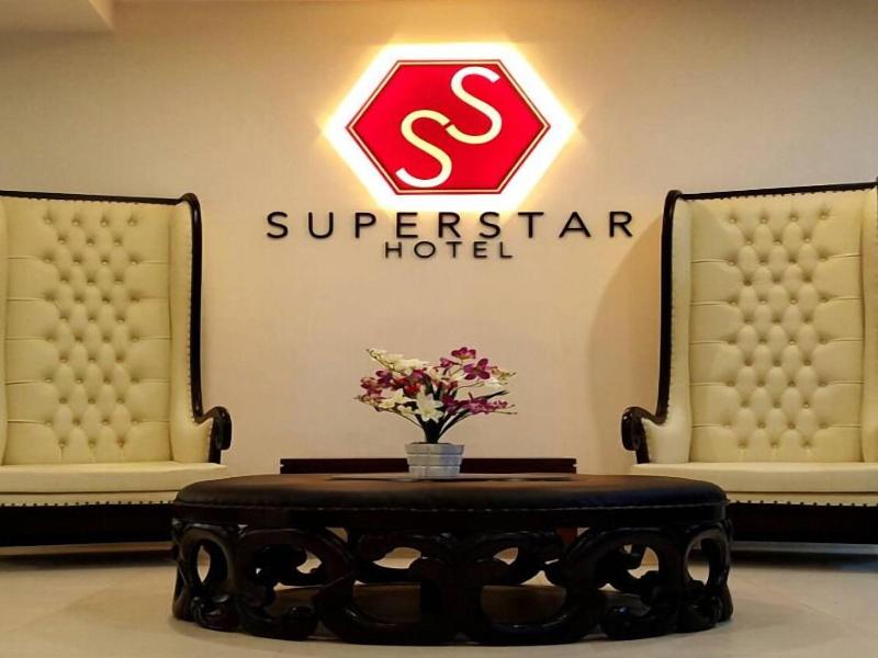 Hotel Superstar