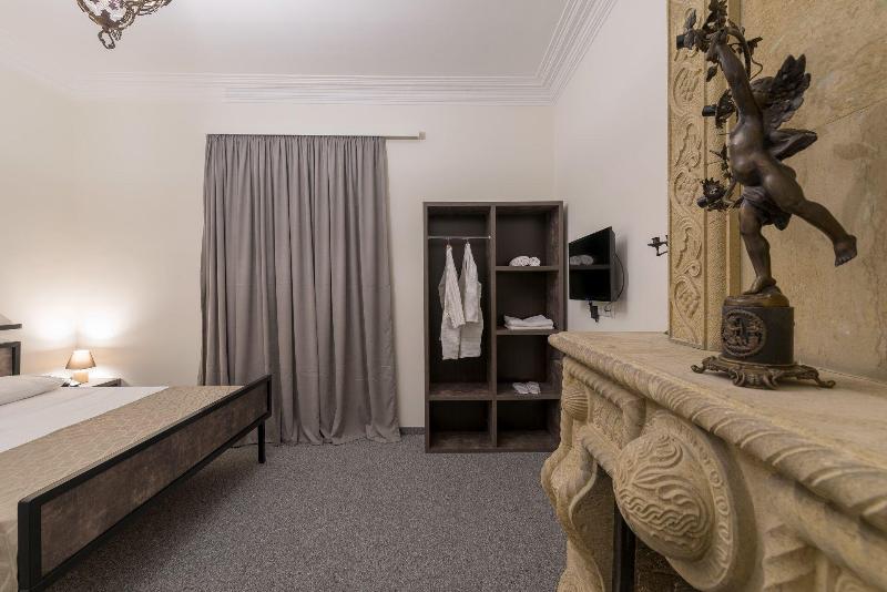 Hotel Opinion image