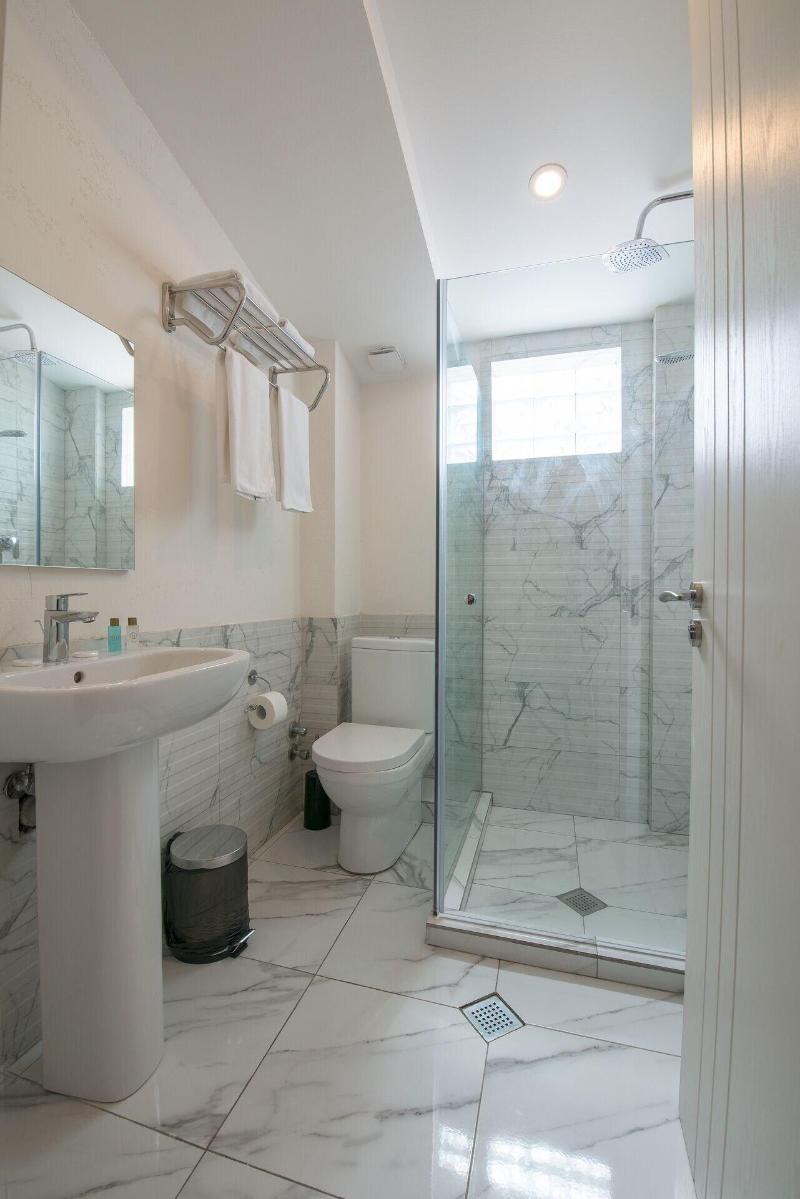 Hotel Opinion image