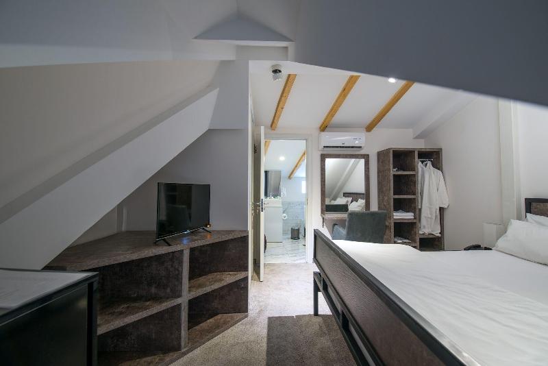 Hotel Opinion image