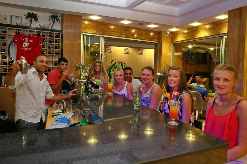 Magi Apart Hotel image