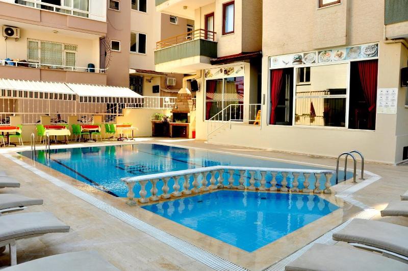 Magi Apart Hotel image
