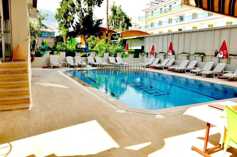 Magi Apart Hotel image