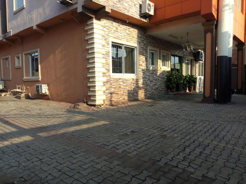 Suncity Hotel image