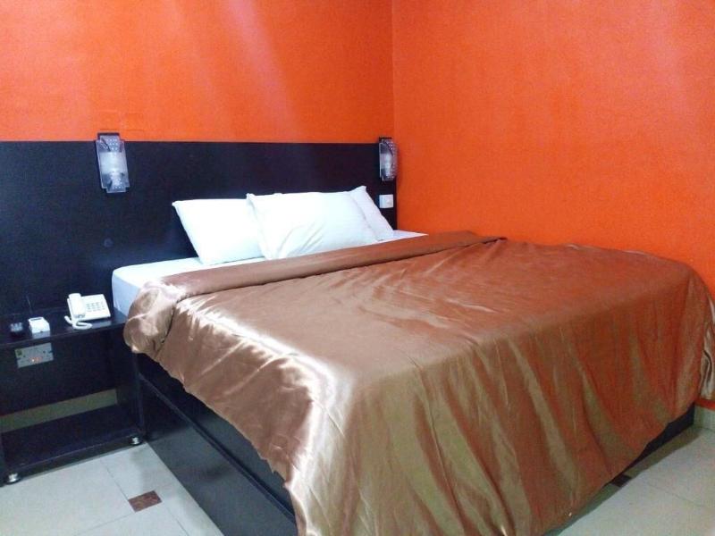 Suncity Hotel image