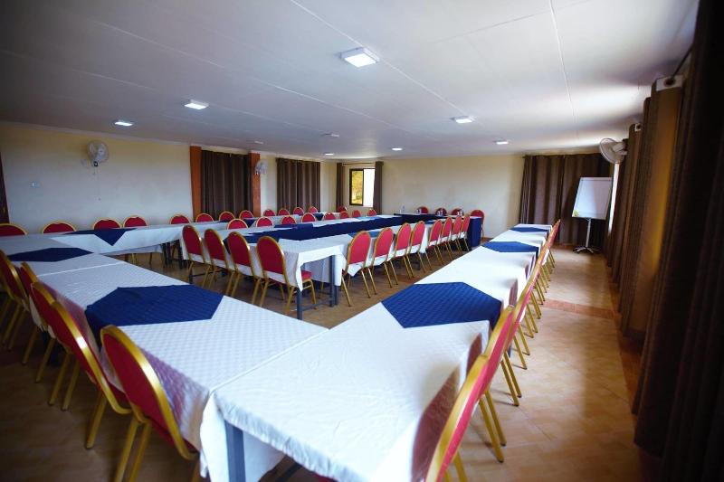 Everest House Hotel image