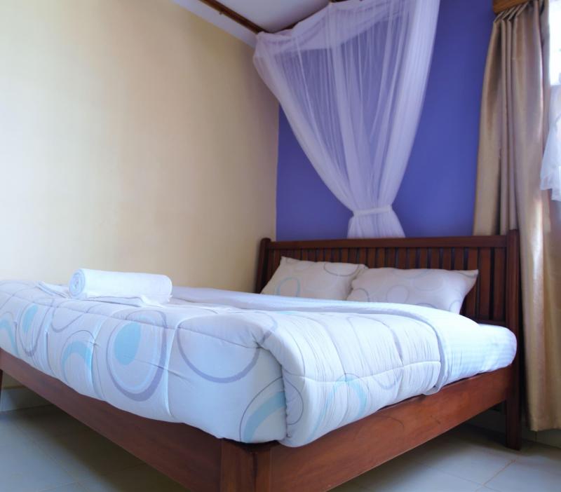 Everest House Hotel image