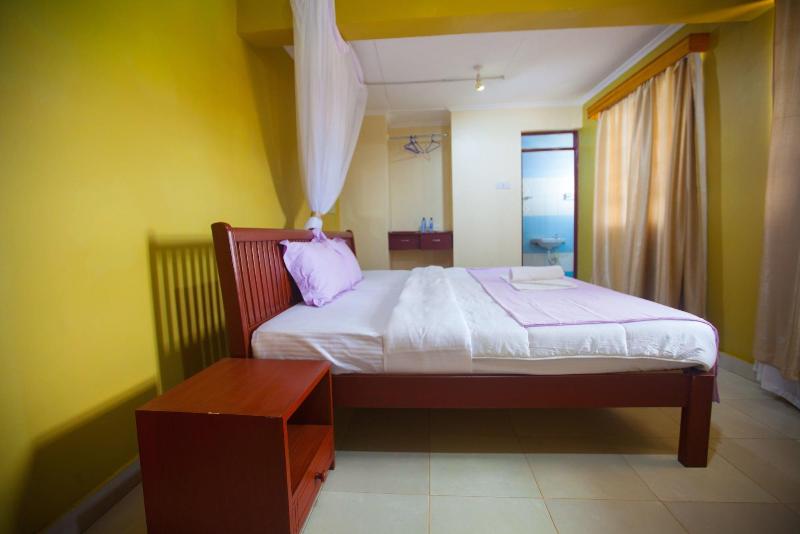 Everest House Hotel image