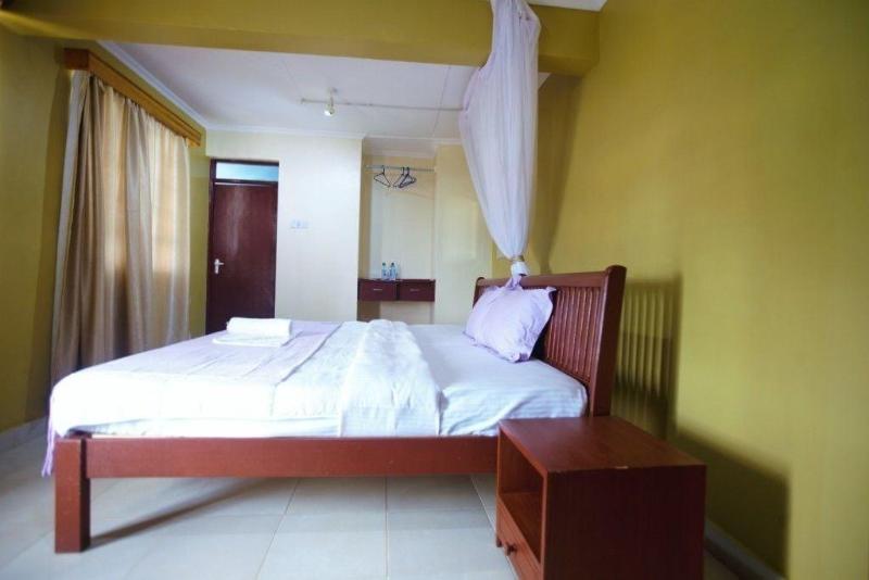 Everest House Hotel image