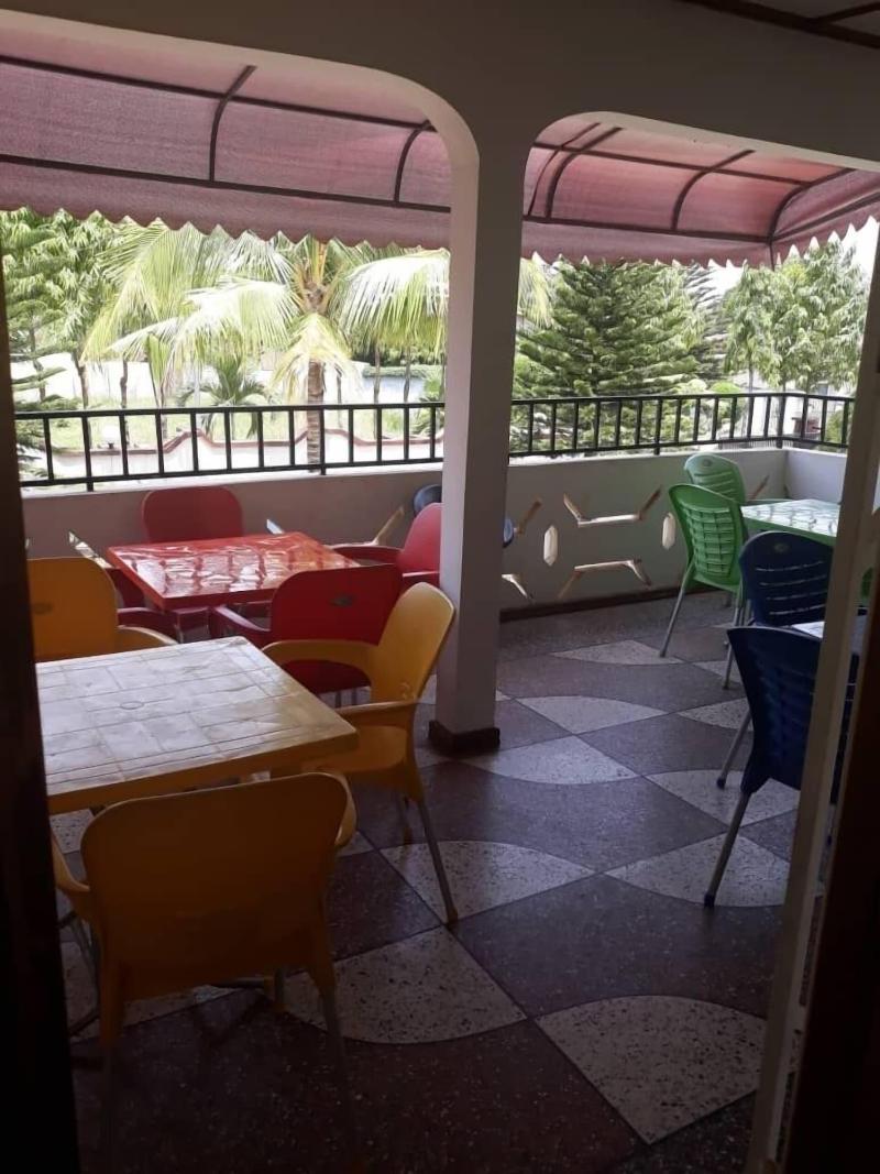 Larosa Executive Guest House image