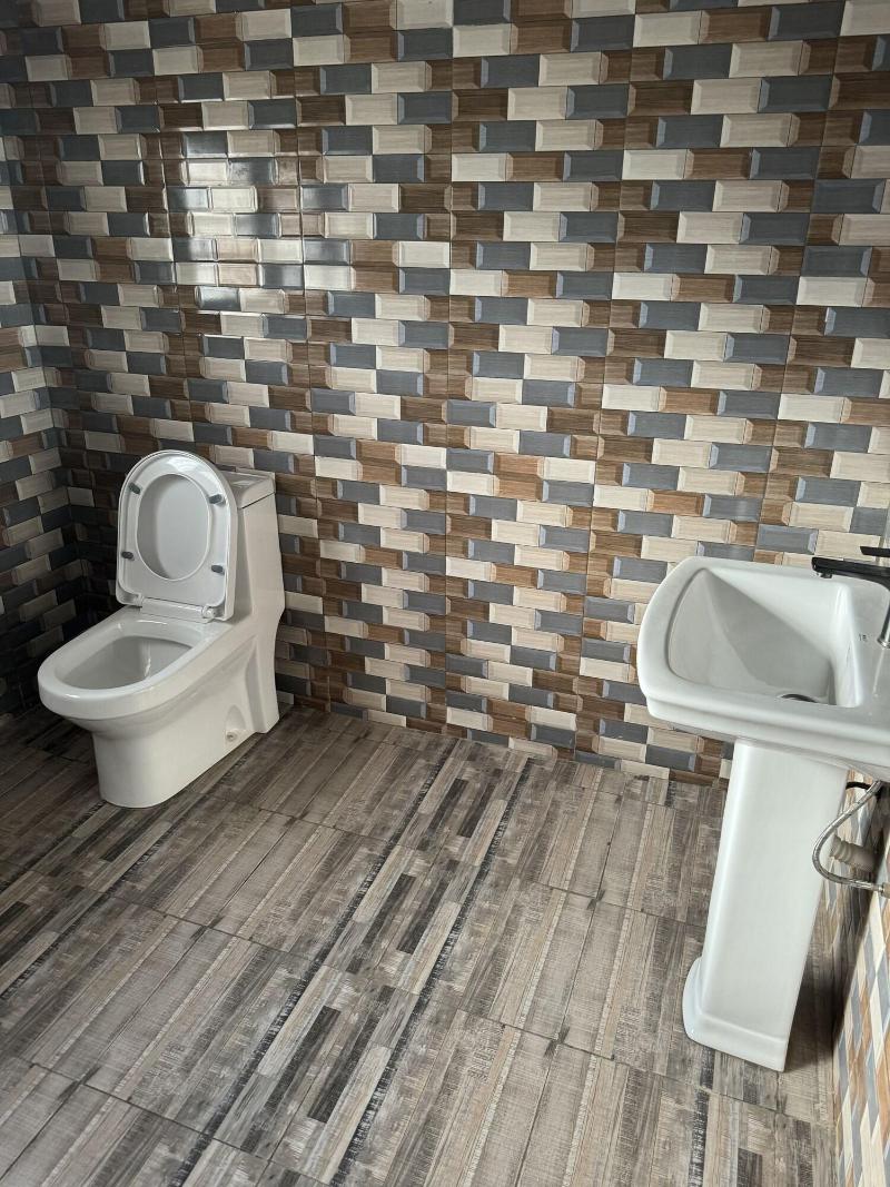 Larosa Executive Guest House image